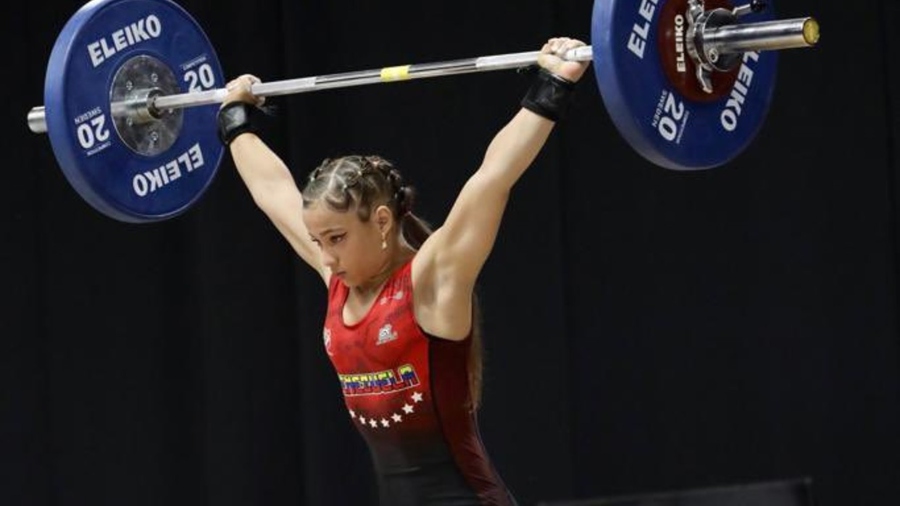 Atleta venezolana Kerlys Montilla gana bronce en Campeonato Mundial Junior de Levantamiento de Pesas