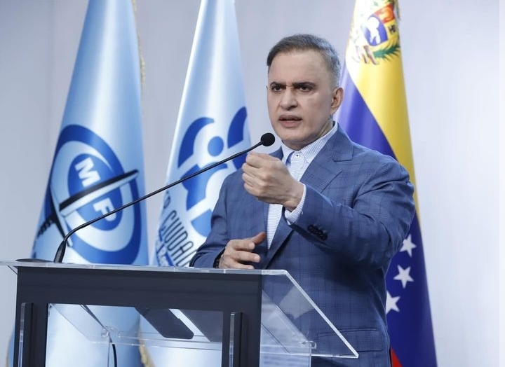 Es el final de una obra «bufa»: Fiscal General Saab en rueda de prensa sobre Edmundo González