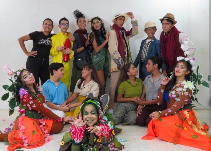 «Sueño de una Noche de Verano» llega tropicalizada al son de boleros