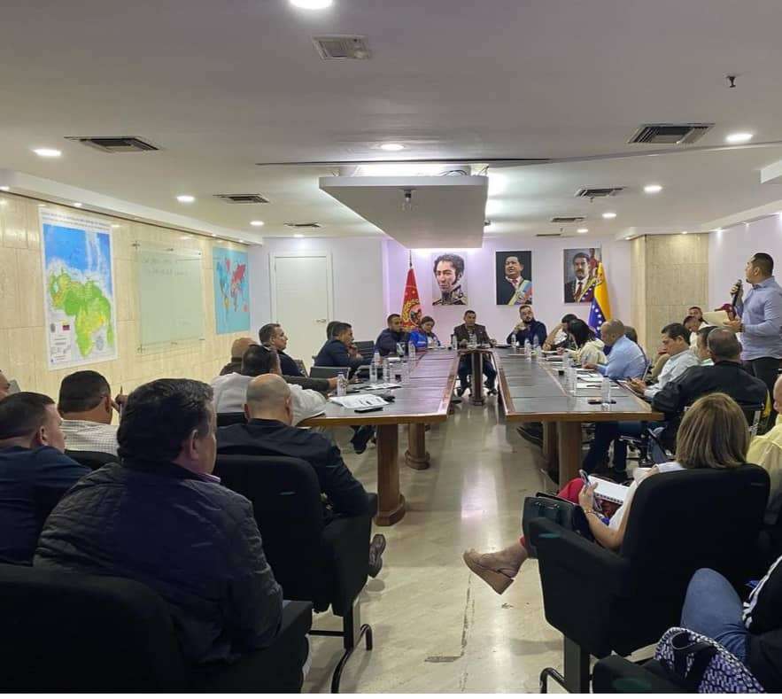 Instalada mesa de concertación para fijar precio del maíz