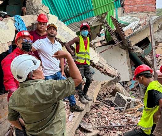Reubicarán en refugios a afectados por expløsión en la UD2