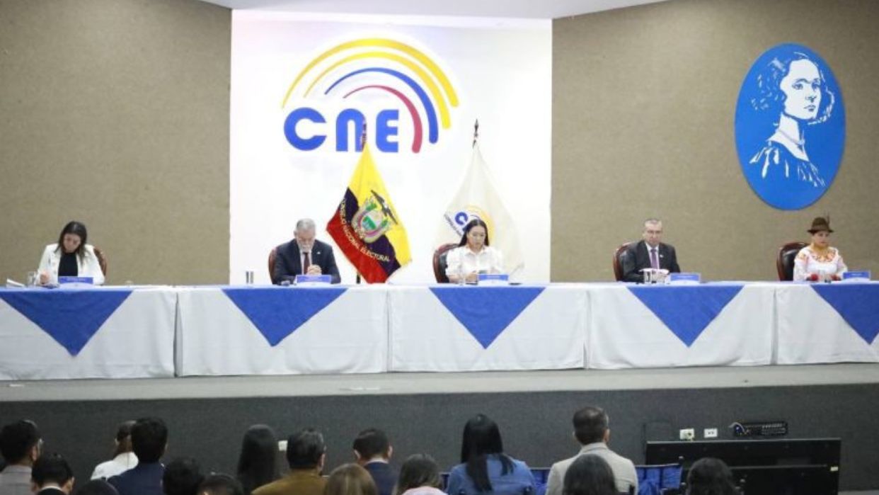 El CNE de Ecuador aprueba convocatoria para las Elecciones Generales del 9 de febrero de 2025