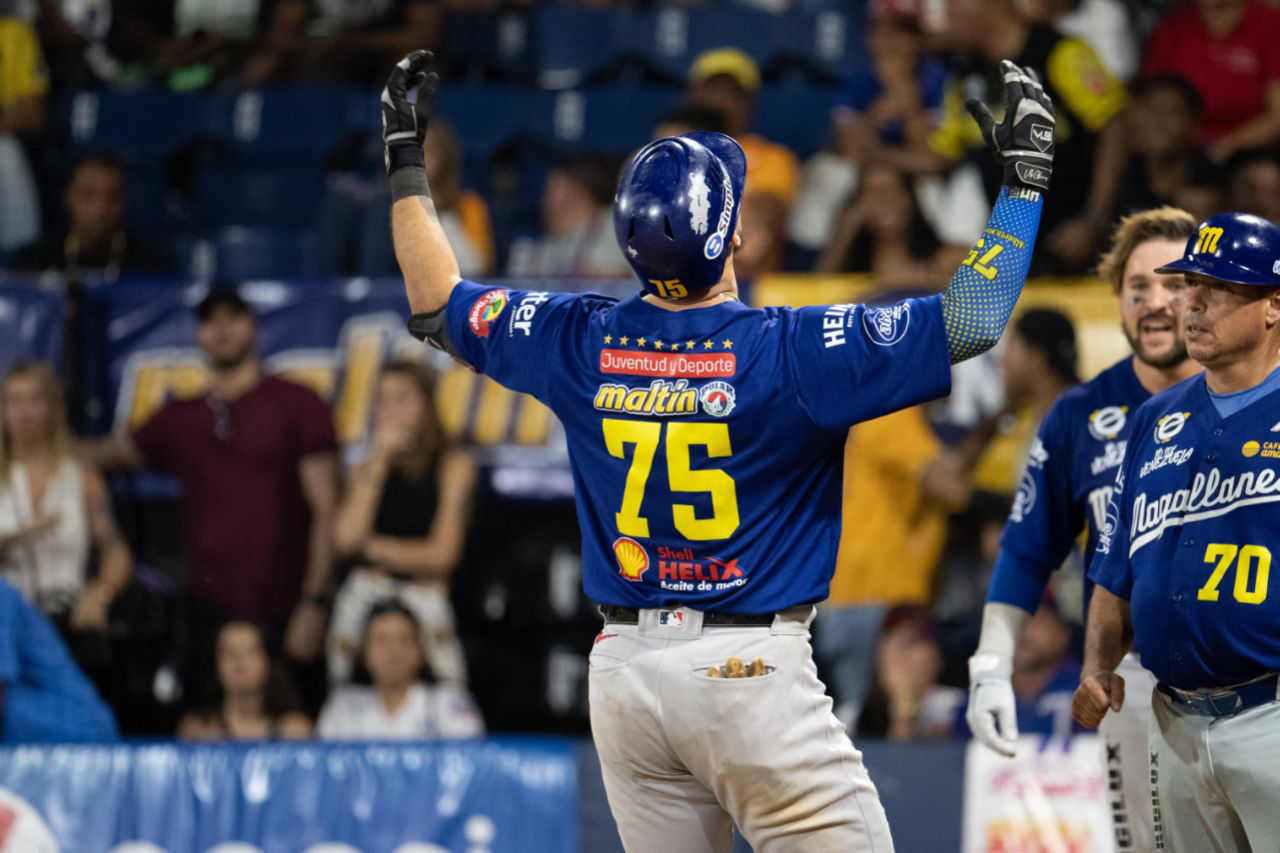 Barnum y Alberth Martínez lucieron su fuerza por Magallanes