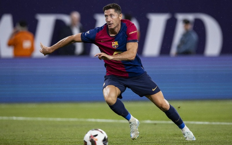 Lewandowski iguala a Messi como el futbolista con mejor promedio goleador de la Champions