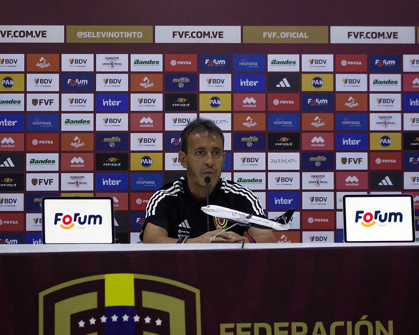 Bocha Batista confía en que la Vinotinto hará un buen partido