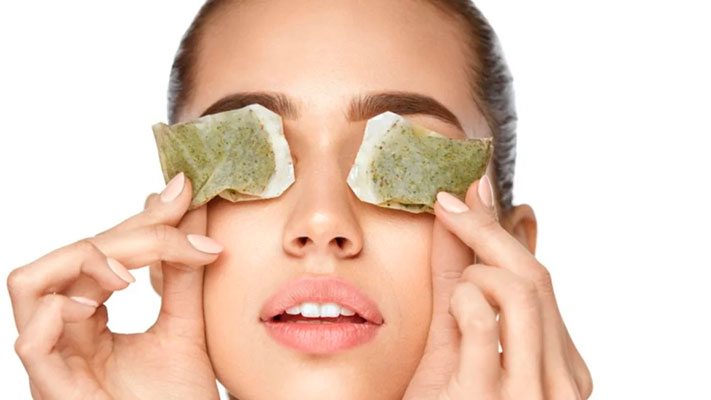 El té frío es una buena solución si amaneciste con el rostro inflamado