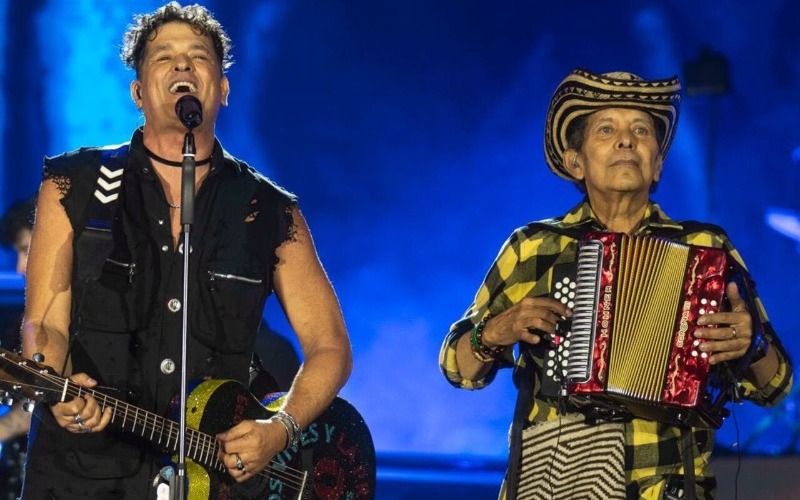Fallece el acordeonista Edigio Cuadrado, compañero musical de Carlos Vives