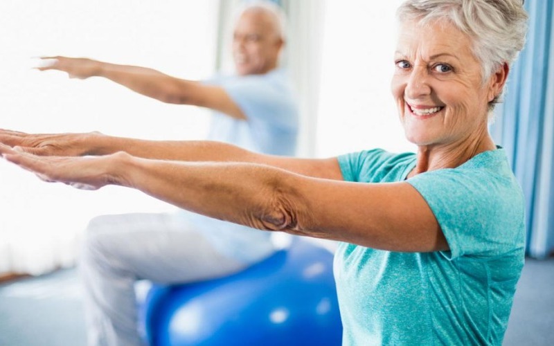 Tener buen equilibrio es el mejor indicativo de envejecimiento saludable