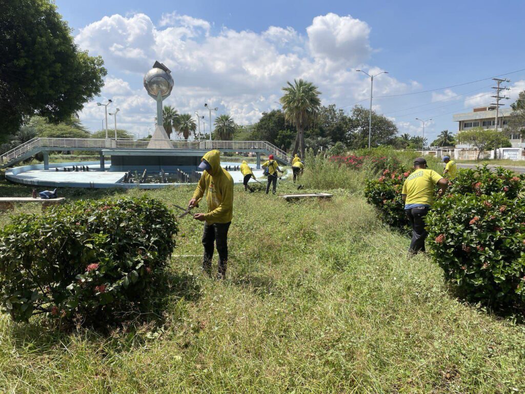 En el Zulia se promueve la gestión ambiental con operativo de limpieza en el parque Udón Pérez de Maracaibo