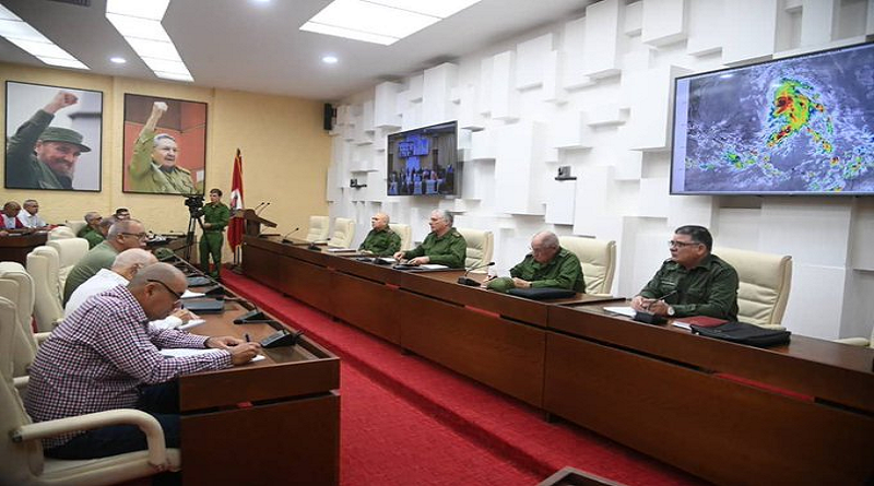 Autoridades cubanas evalúan severos daños producidos por el huracán Rafael