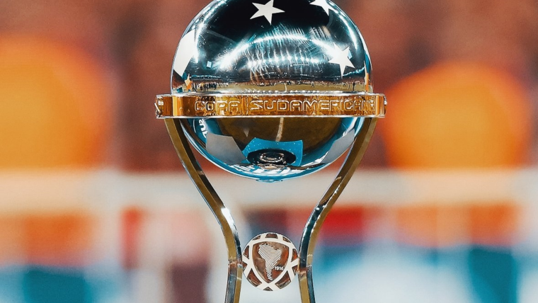 Casi 10.000 hinchas argentinos y brasileños llegaron a Paraguay para final de la Copa Sudamericana