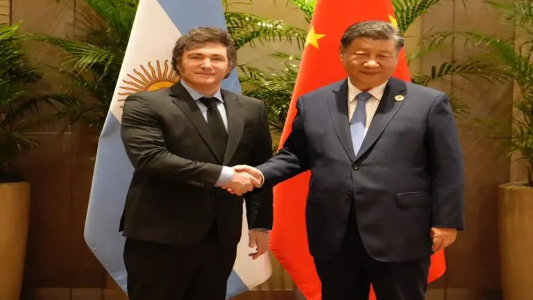 Javier Milei se reune con Xi Jinping pese a haber dicho que no negociaría con «comunistas»