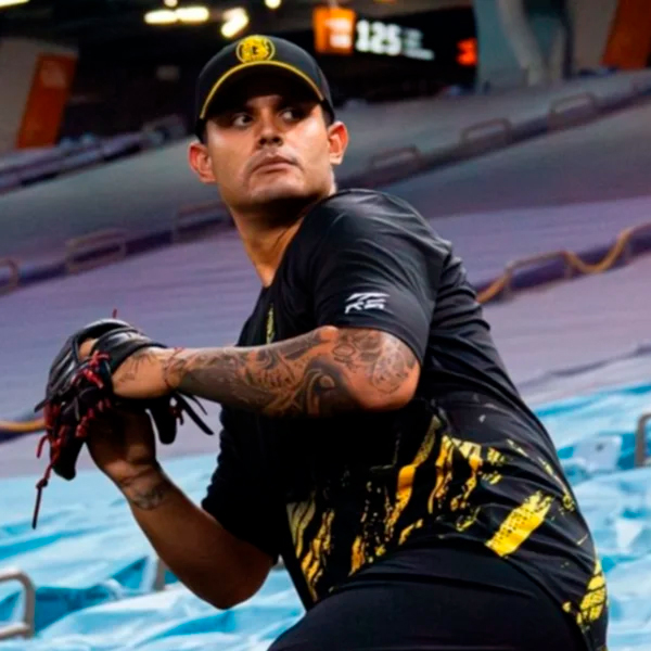 LVBP: Erick Leal lidera la rotación de los Leones del Caracas para la cuarta semana