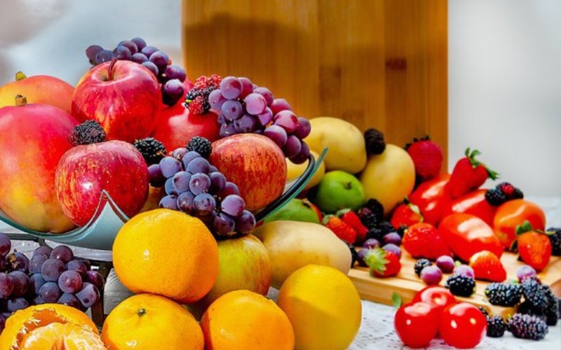 ¿Qué frutas ayudan a bajar los niveles del colesterol?