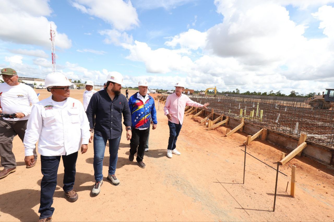 Autoridades inician construcción de 160 apartamentos en la parroquia Boquerón de Maturín