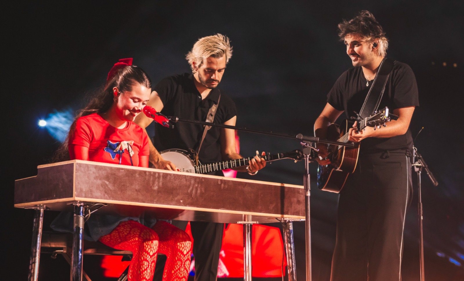 Joaquina brilló como telonera de Morat en concierto histórico en México
