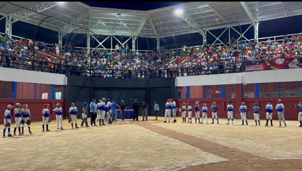Reabren el estadio de béisbol «Olinto Rojas» en Tocuyito, estado Carabobo