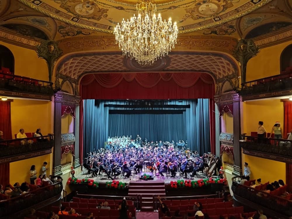 El Sistema Carabobo realizó su concierto “Navidad para todos” en el teatro municipal