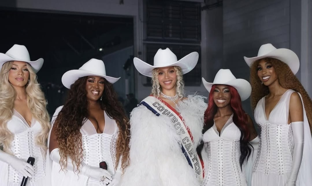 Beyoncé deslumbró con su show de medio tiempo de la NFL en Navidad (+ Foto)