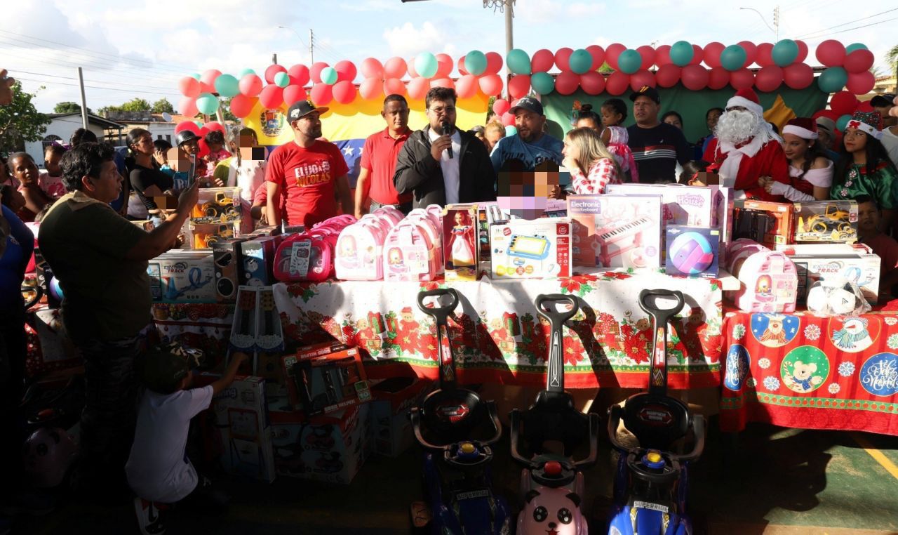Gobernador Ernesto Luna arranca entrega de 300 mil juguetes a niñös de Monagas