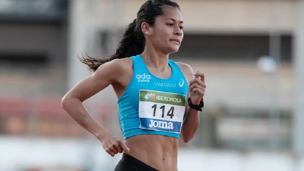 Edymar Brea conquista el “SinSon 10k” en Galicia y se lleva el oro en la categoría femenina