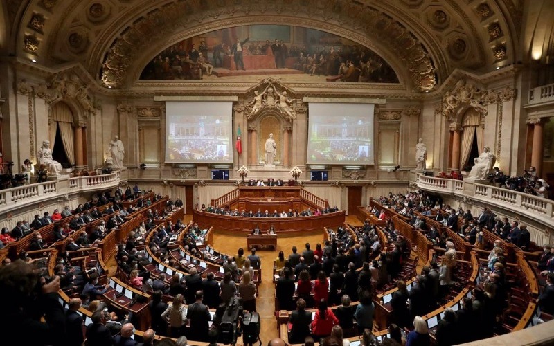 Parlamento de Portugal avanza con medidas de apoyo a víctimas de viølencia doméstica