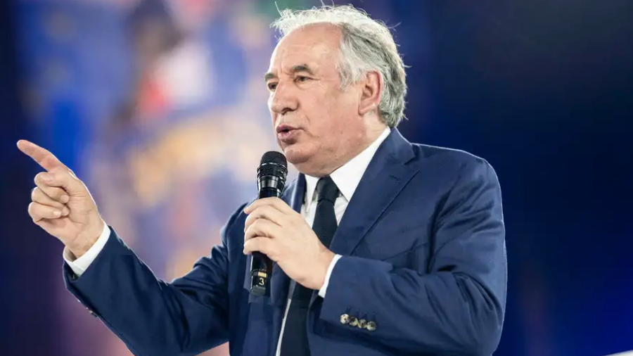 Macron nombra a François Bayrou Primer Ministro de Francia