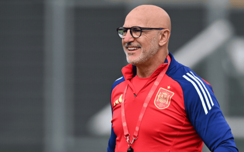 Luis de la Fuente es nombrado mejor seleccionador de 2024