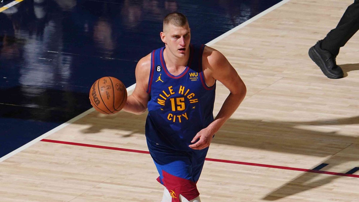 NBA: Nikola Jokic destronó a Magic Johnson en récord de triples-dobles (+ Detalles)