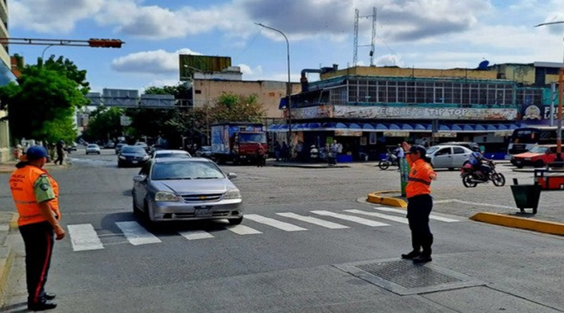 Circulación vehicular es reordenada en el centro de Barquisimeto