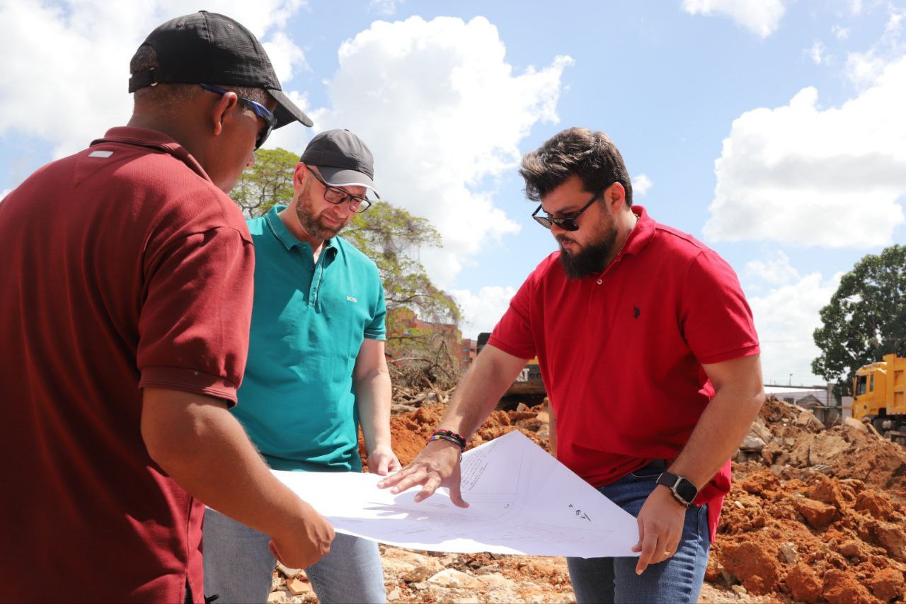 Gobernador Luna inspeccionó trabajos preliminares a la construcción del Materno Infantil (+ Fotos)