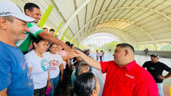 Alcalde de Sabaneta se reúne con la comunidad organizada del municipio en el marco de la Consulta Popular del 2F (+ Fotos)