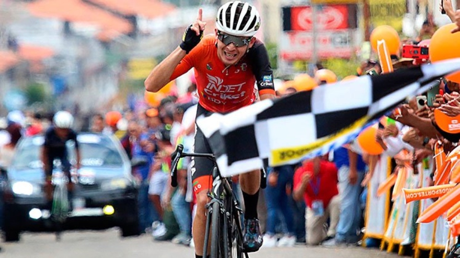 Yilber Ramírez triunfa en la sexta etapa de la Vuelta al Táchira 2025