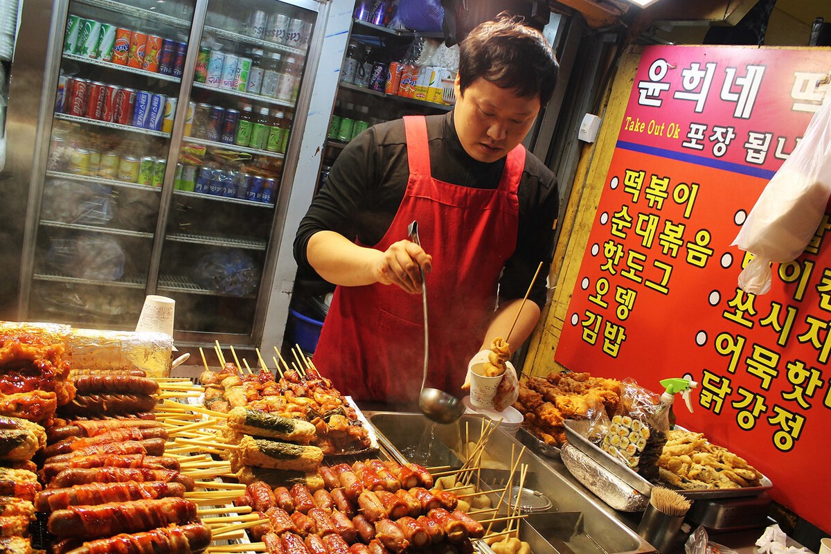 Corea del Sur toma medidas extrañas para levantar la natalidad: carne de primera calidad gratis a las nuevas mamás
