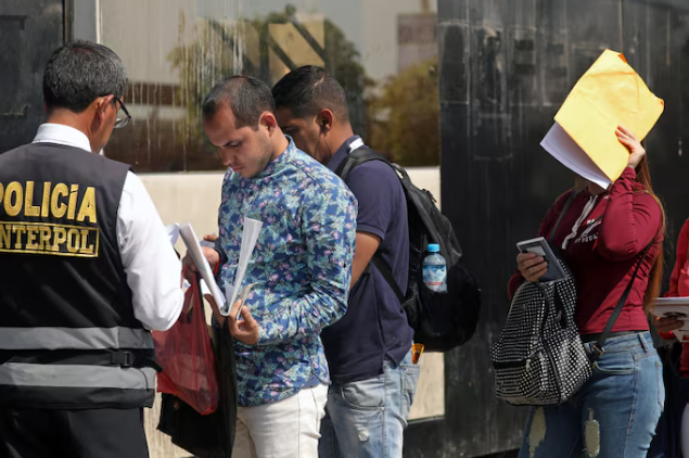 Perú plantea endurecer políticas migratorias contra extranjeros indocumentados: Propuesta de ley en debate