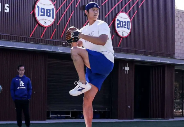 Shohei Ohtani apunta a una zafra como lanzador y bateador (+ Detalles)