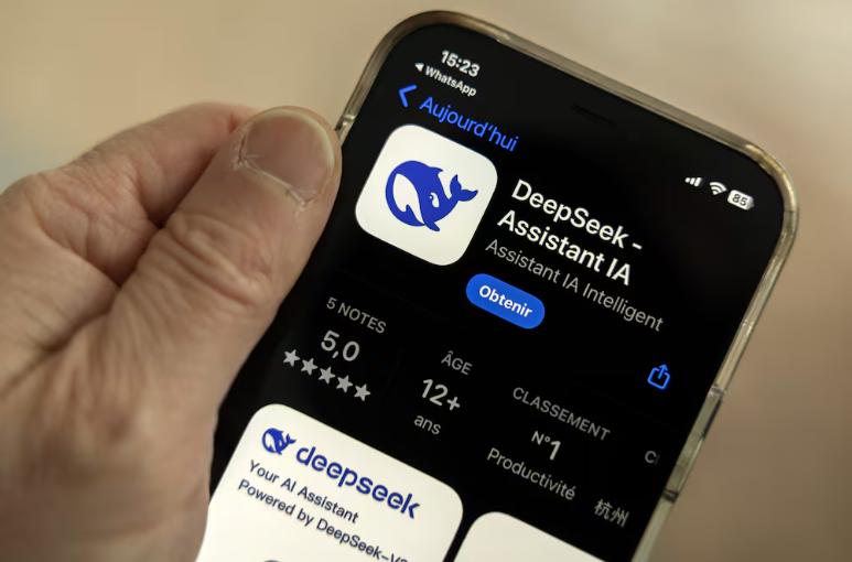 Corea del Sur retira a la aplicación china de IA, DeepSeek, de tiendas de aplicaciones por dudas sobre su privacidad