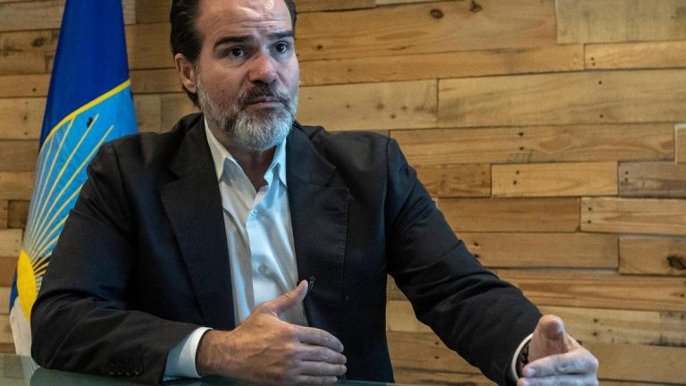 Enviado especial de EEUU para América Latina: Chevron tiene licencia permanente para operar en Venezuela