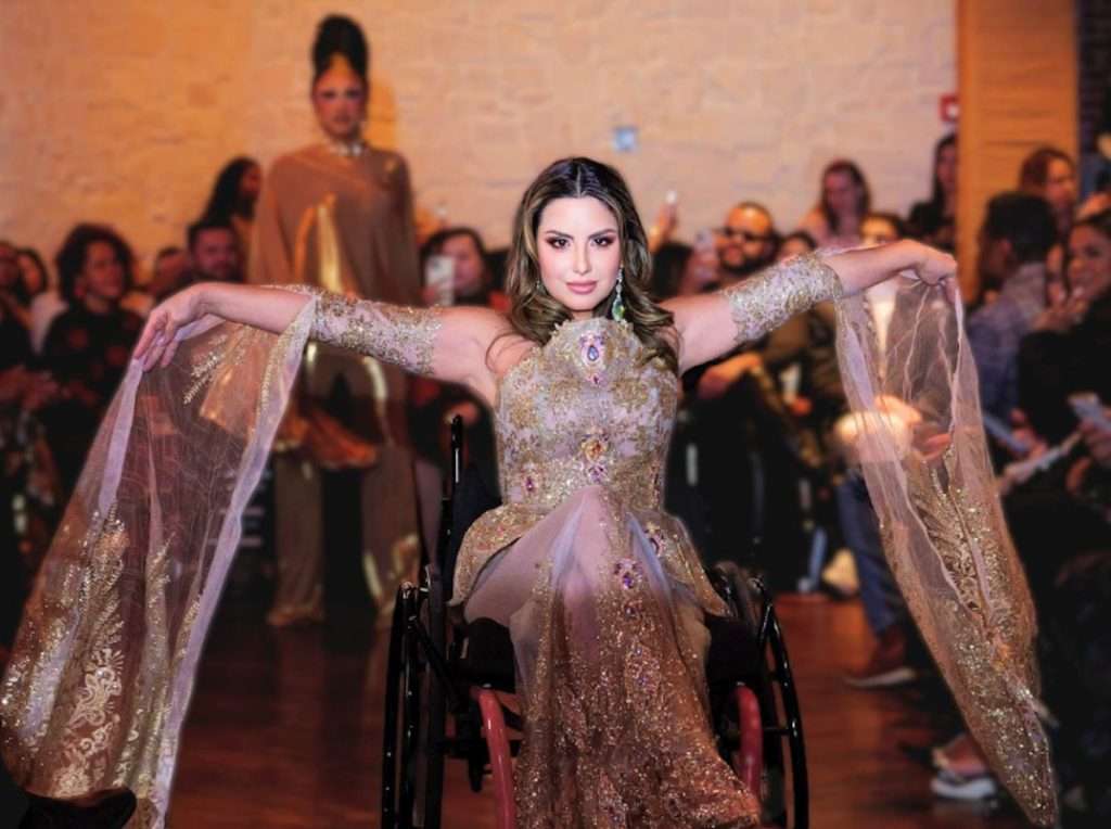 Actriz venezolana Diana Chacón hace historia en el New York Fashion Week