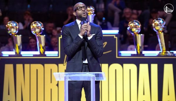Los Warriors retiran número de Andre Iguodala, y rinden merecido homenaje al legendario jugador en su casa el Chase Center