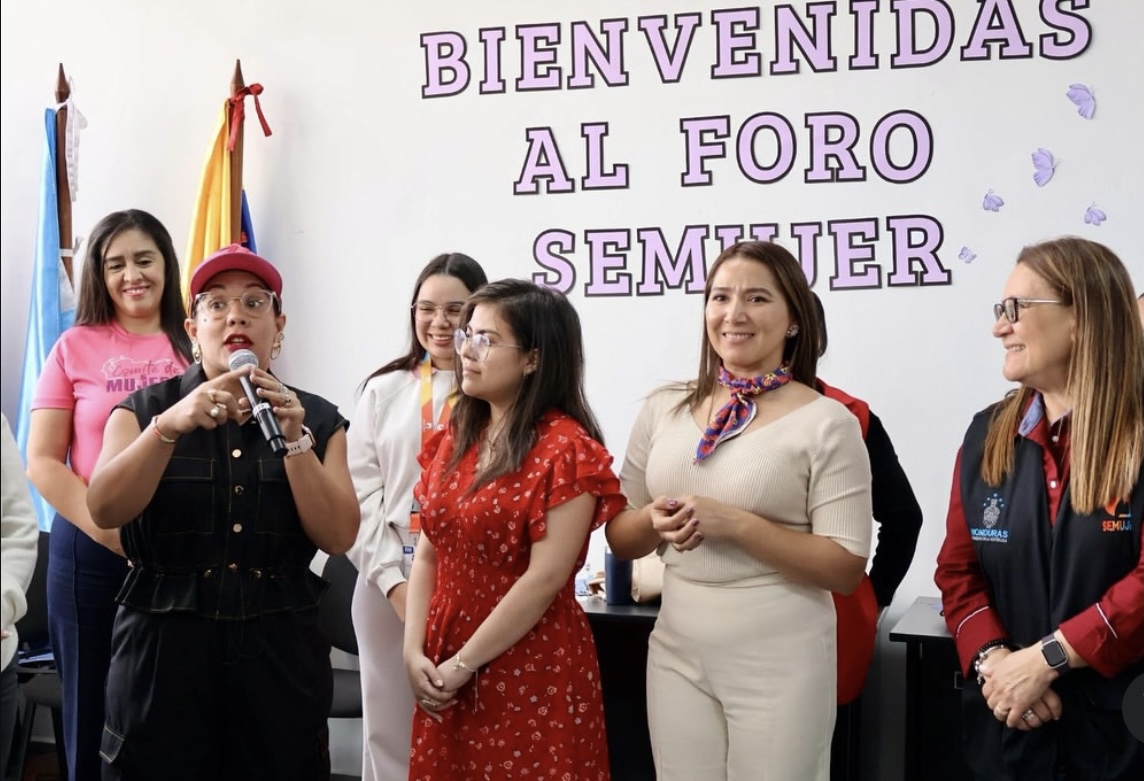 Desde Honduras: Ministra Jhoanna Carrillo participó en el Foro Semujer con diversos movimientos feministas (+ Fotos)