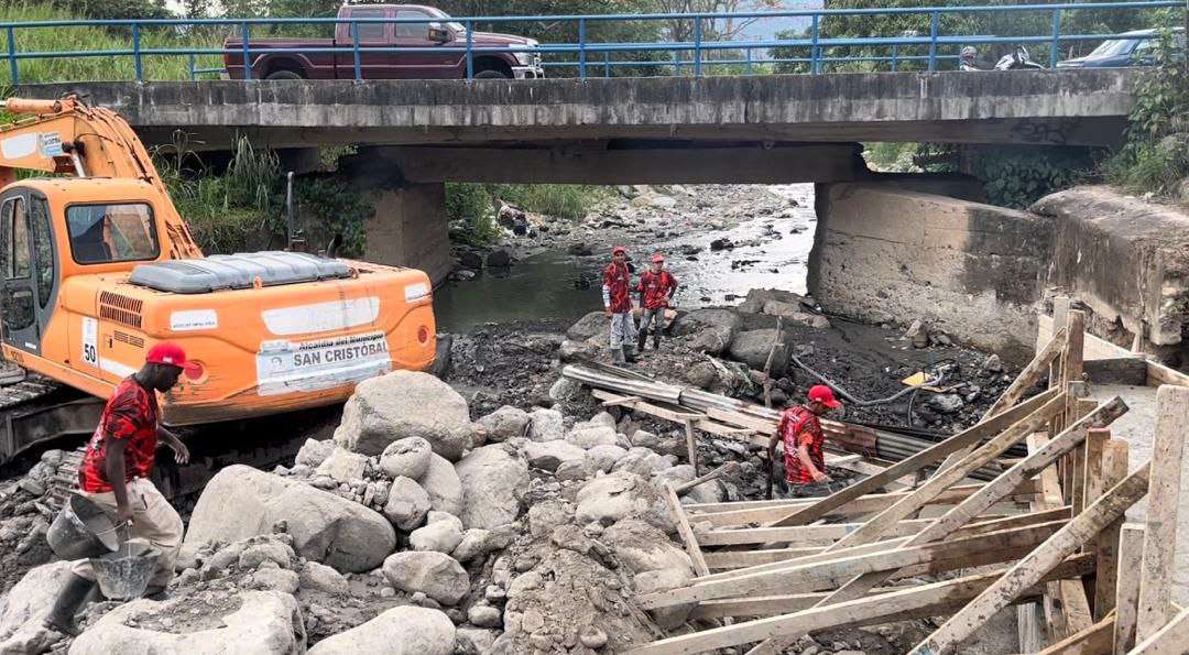 Despliegan obras de mitigación de riesgô en quebrada de San Cristóbal
