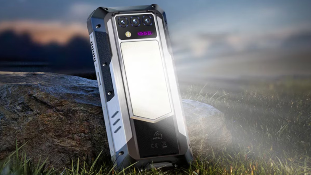 ¡El teléfono que reemplazaría al clásico Nokia! Batería de hasta seis meses y sin necesidad de recarga