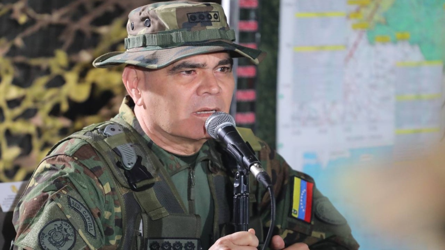 «La dignidad de Venezuela se expresó a través de las armäs rebeldes el 4F», aseveró Padrino López