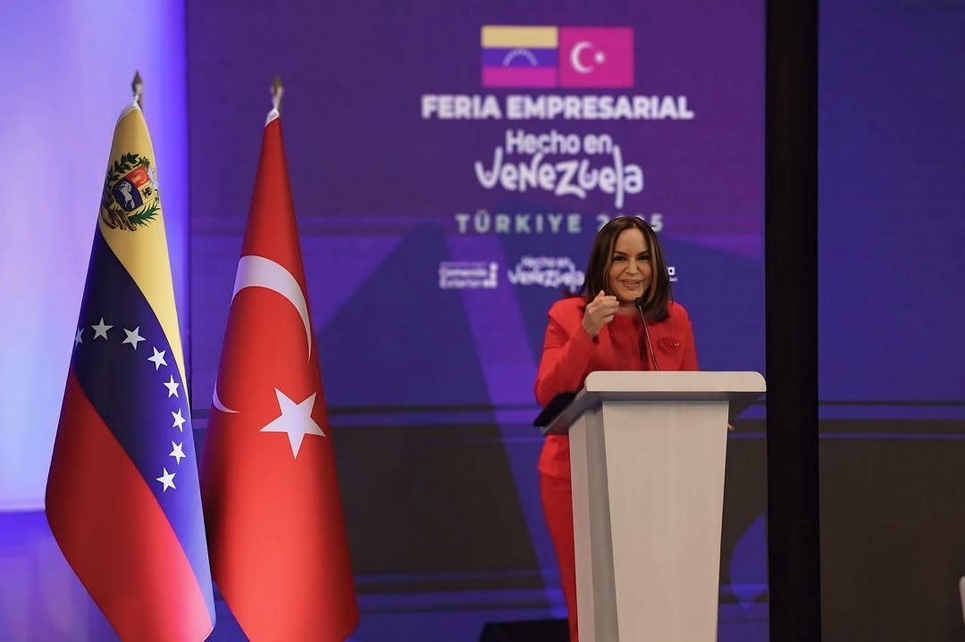Ministra de Comercio Exterior: «¡Es el momento de demostrar al mundo que Venezuela crea, produce y exporta con orgullo!»