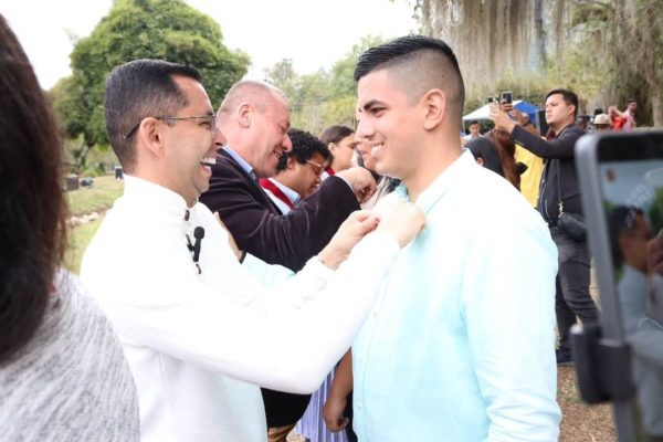En Mérida condecoran a más de 200 jóvenes en el marco de la celebración del mes de la juventud