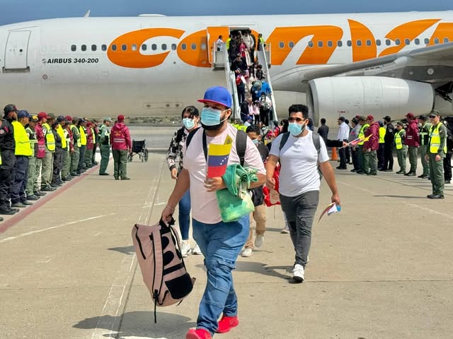 242 venezolanos regresan al país: Gobierno Nacional avanza con éxito en un nueva misión de bienestar junto a la aerolínea Conviasa (+ Video)