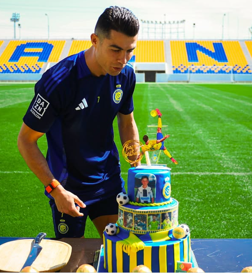Cristiano Ronaldo celebró su cumpleaños número 40 de una manera bastante especial