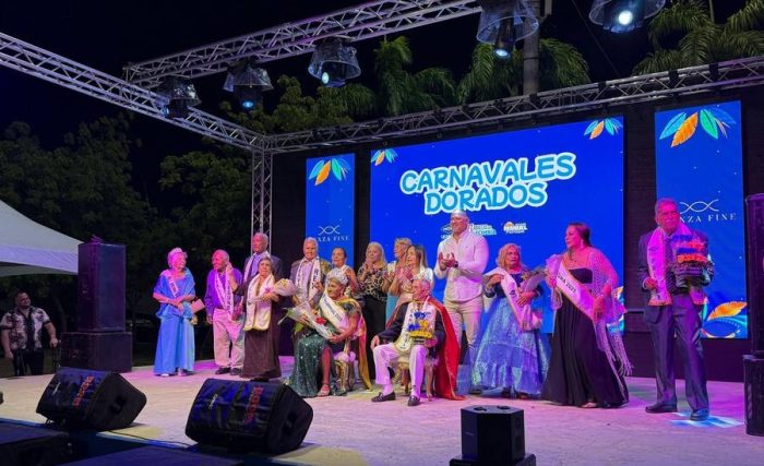 En Lechería eligieron al rey y la reina de los Carnavales dorados, en un evento lleno de emociones de antaño
