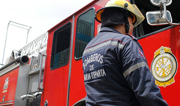 Avanza construcción de la estación del Cuerpo de Bomberos y Protección Civil en Maneiro